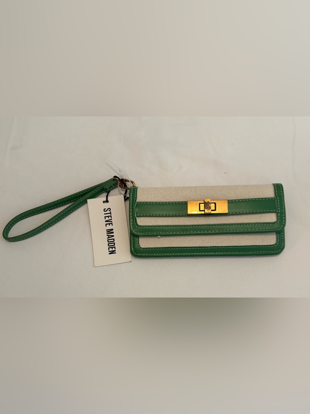 STEVE MADDEN New BBELTY Canvas 100% Cotton Natural Wallet Green Trim Snap Zip